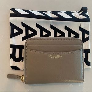 Marc Jacobs Slim Zip Around Wallet